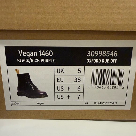 Dr Martens - Picture 7 of 7